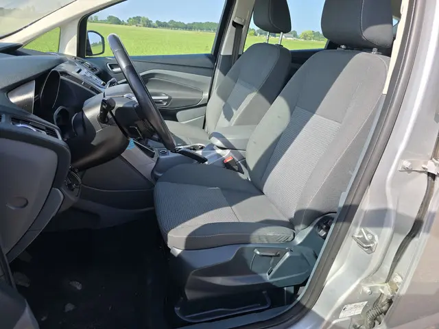 Ford C-MAX 1.6 TDCi Trend 2013 Diesel 17