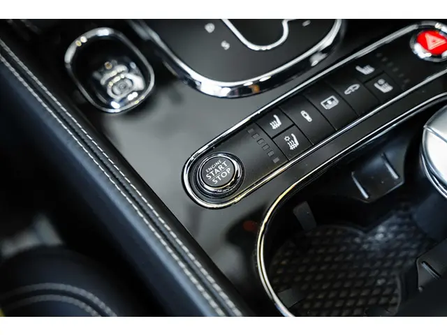Bentley Flying Spur 6.0 W12 S 2017 Benzine 45