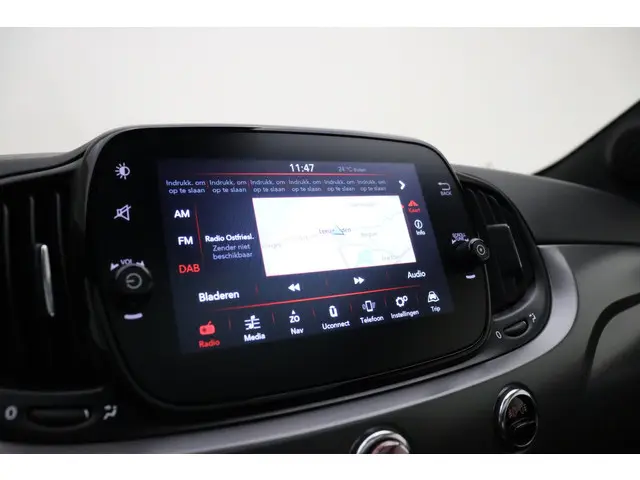 Fiat 500 1.0 Hybrid Sport 2022 Benzine 23