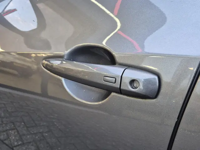 Nissan Juke 1.0 DIG-T N-Connecta 2022 Benzine 32