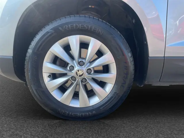 Škoda Karoq 1.0 TSI Clever Edition 2019 Benzine 26