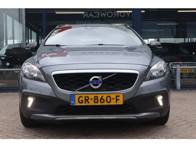 Volvo V40 Cross Country 1.5 T3 Momentum 2015 Benzine 10