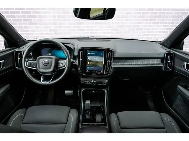 Volvo XC40 Recharge Core 2021 Elektrisch 5