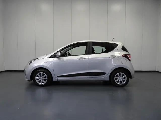 Hyundai i10 1.0i Comfort 2018 Benzine 2