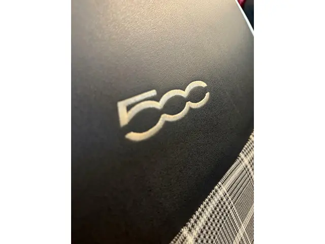 Fiat 500 1.2 Lounge 2019 Benzine 18