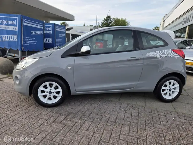 Ford Ka 1.2 Style start/stop AC/Dealer ond 2014 Benzine 4
