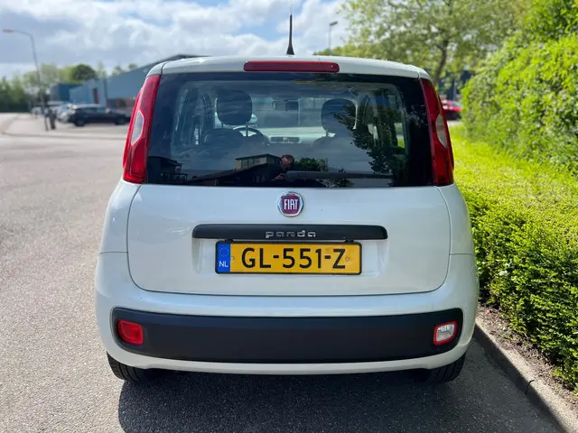Fiat Panda 0.9 TwinAir Edizione Cool, Airco 2015 Benzine 6