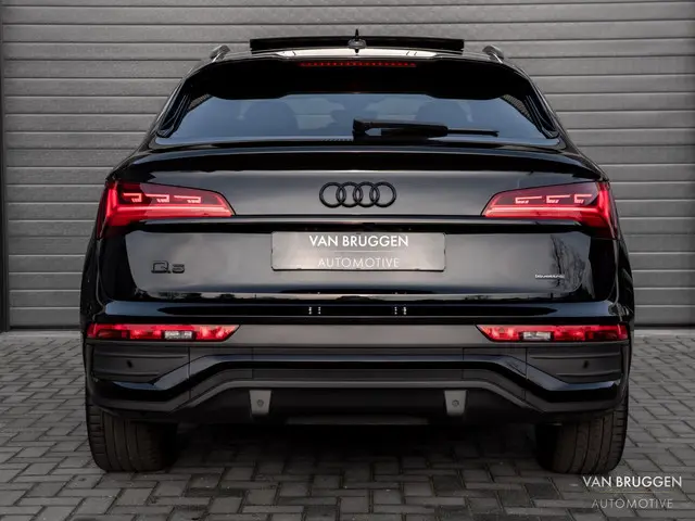 Audi Q5 Sportback 55 TFSI e S-Line 2022 Hybride Benzine 8