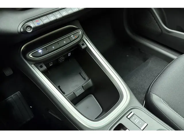 Jeep Avenger Summit 54 kWh 2025 Elektrisch 28