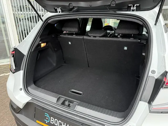 Renault Captur 1.3 mild hybrid 160 techno 2025 Benzine 9