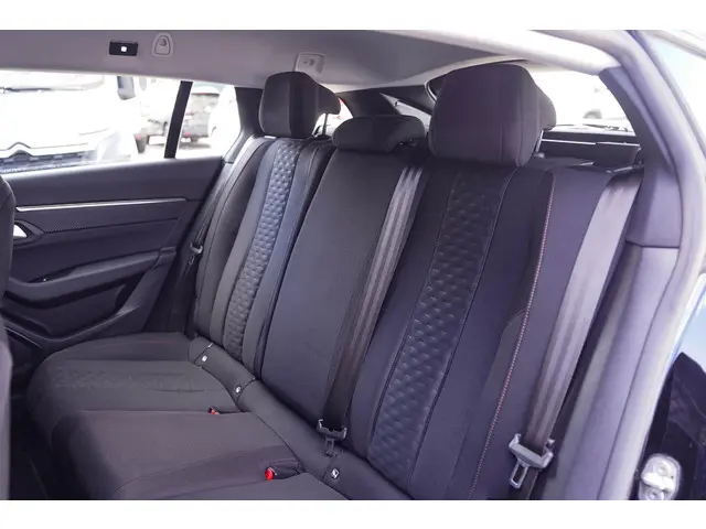 Peugeot 508 SW 1.5 HDI Active Pack 2022 Diesel 49