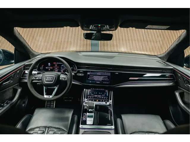 Audi RSQ8 4.0 TFSI quattro 2021 Benzine 24