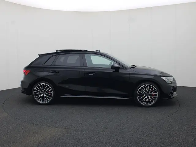 Audi S3 Sportback 2.0 TSFI/333PK S3 quattro 2024 Benzine 3
