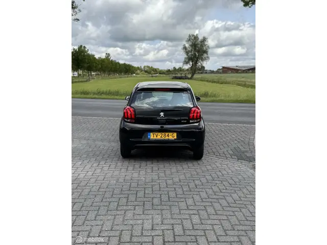 Peugeot 108 1.0 e-VTi Access 2018 Benzine 24