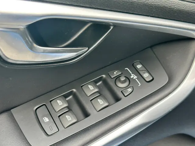 Volvo V40 1.5 T3 Polar+ Sport 2019 Benzine 16