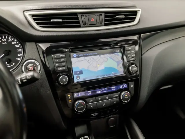 Nissan QASHQAI 1.2 Luxury 2014 Benzine 9