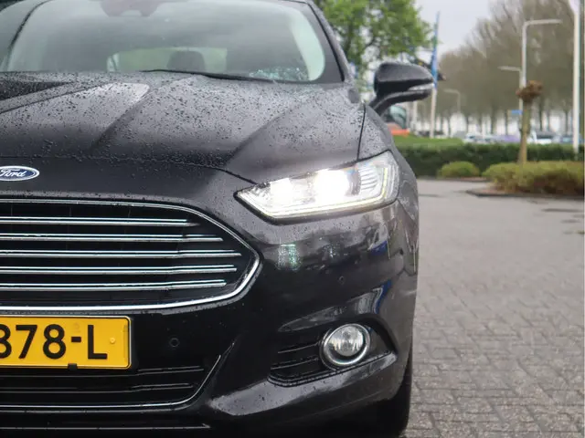 Ford Mondeo 1.5 Titanium 2016 Benzine 31