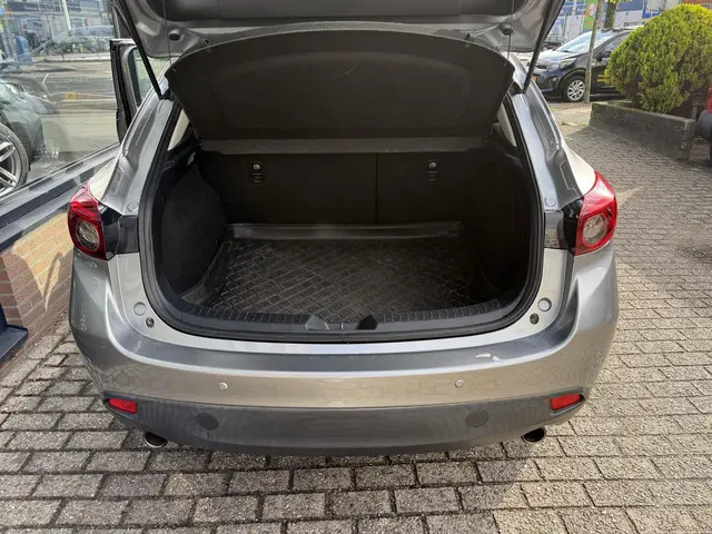 Mazda 3 2.0 TS+ 2015 Benzine 15