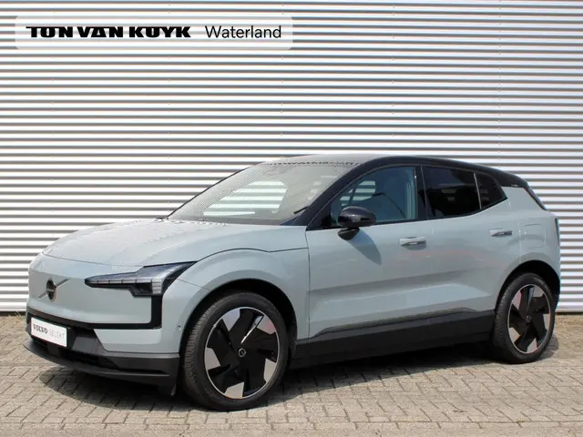Volvo EX30 Twin Motor Performance Ultra 2024 Elektrisch