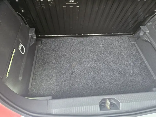 Opel Corsa 1.4-16V Opc-Line,Sport 2014 Benzine 8