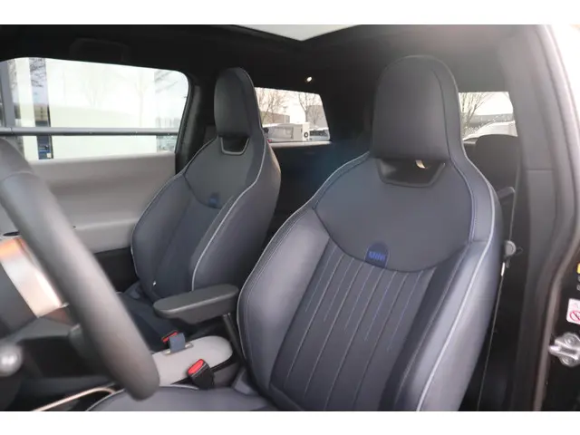 MINI Electric Cooper SE 2024 Elektrisch 12