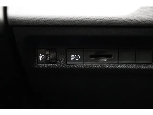 Peugeot e-308 Allure EV 54 kWh 2025 Elektrisch 29