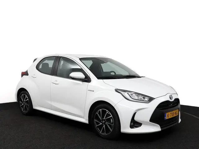 Toyota Yaris 1.5 Hybrid Dynamic 2021 Hybride Benzine 14