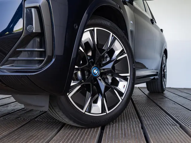 BMW iX3 High Executive 80 kWh 2022 Elektrisch 14