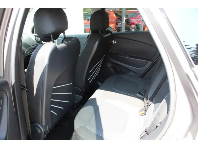 Renault Captur 0.9 TCe Dynamique 2015 Benzine 21