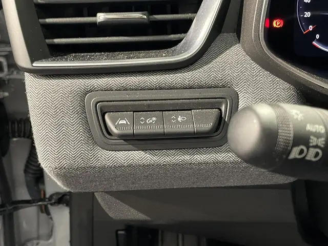 Renault Clio 1.0 TCe 90 GPF techno 2023 Benzine 28