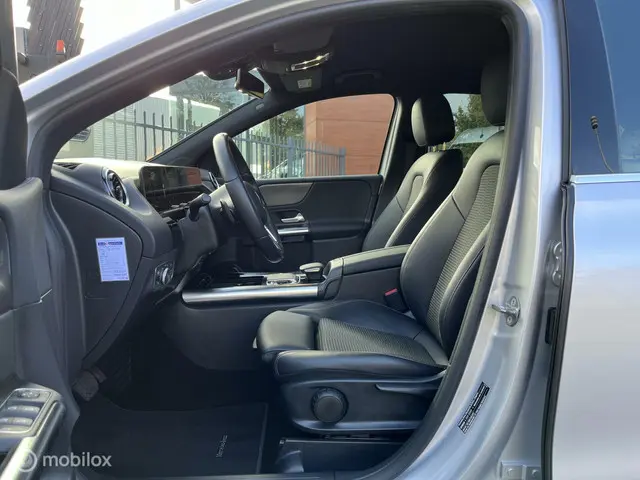 Mercedes-Benz B-Klasse 180 Premium Plus 2020 Benzine 11
