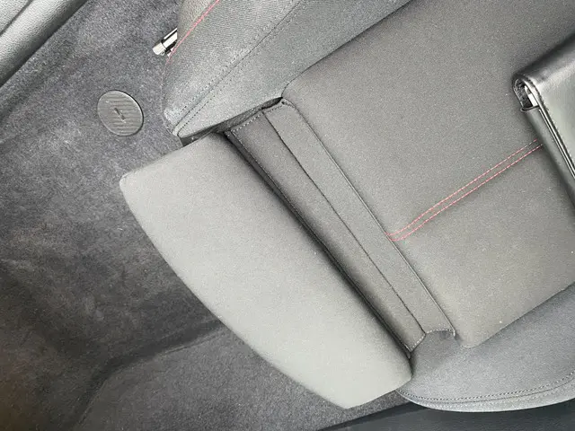 BMW 1 Serie 118i High Executive 2012 Benzine 34