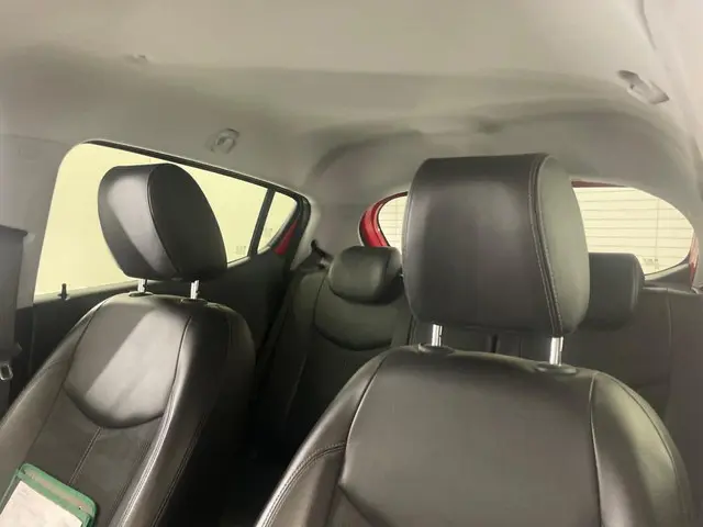 Opel KARL 1.0 ecoFLEX Cosmo 2015 Benzine 18