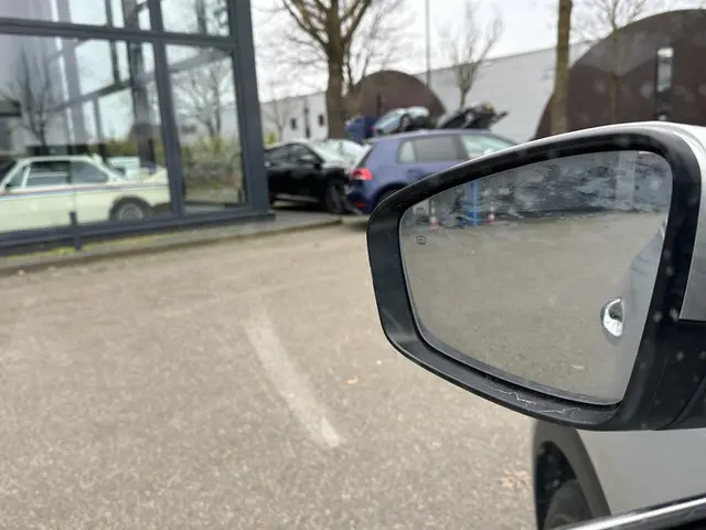 MG EHS 1.5 TGDI Luxury 2023 Hybride Benzine 15