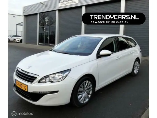Peugeot 308 1.2 PURET.BLUE LEASE 2015 Benzine