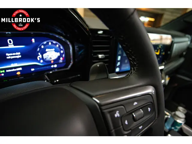 Chevrolet Silverado High Country 6.2 V8 2024 LPG/Gas 28