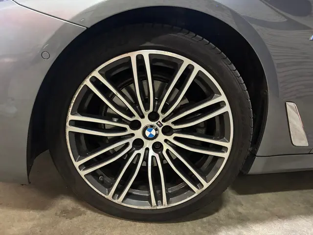 BMW 5 Serie 520i High Executive M-pakket 2018 Benzine 10