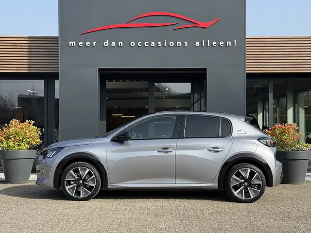 Peugeot e-208 GT Pack EV 50kWh 136 2022 Elektrisch 4