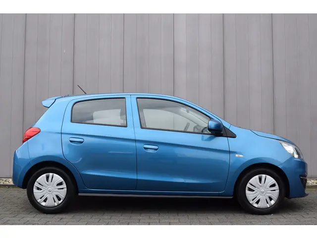 Mitsubishi Space Star 1.0 5Drs Cool+ 2017 Benzine 4
