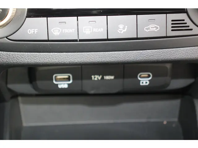 Hyundai i10 1.0 Premium 2025 Benzine 25