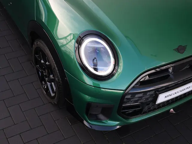 MINI 3-Deurs Cooper C 2025 Benzine 12