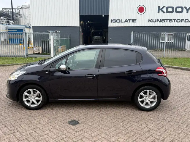Peugeot 208 1.2 PureTech Style 2015 Benzine 3