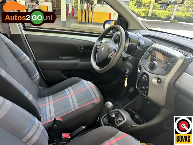 Peugeot 108 1.0 e-VTi Active 2015 Benzine 14