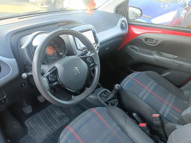 Peugeot 108 1.0 GROOT SCHERM BLUETH/NAP/AIRCO 2014 Benzine 4