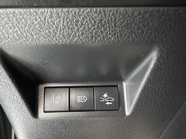 Toyota Yaris 1.0 VVT-i Y20 2018 Benzine 8
