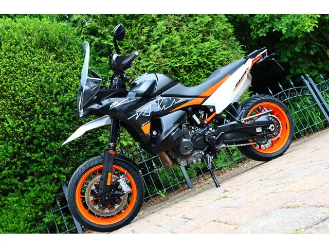 KTM 890 SMT ABS TechPack 2023 Benzine 3