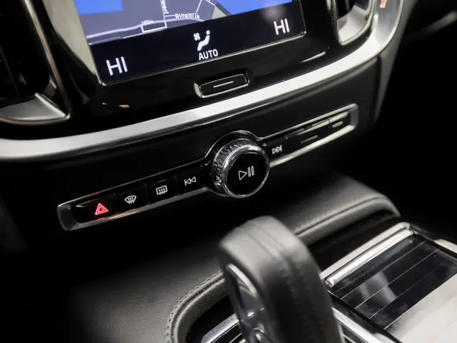 Volvo V60 2.0 T6 Recharge AWD Sport 2020 Hybride Benzine 9