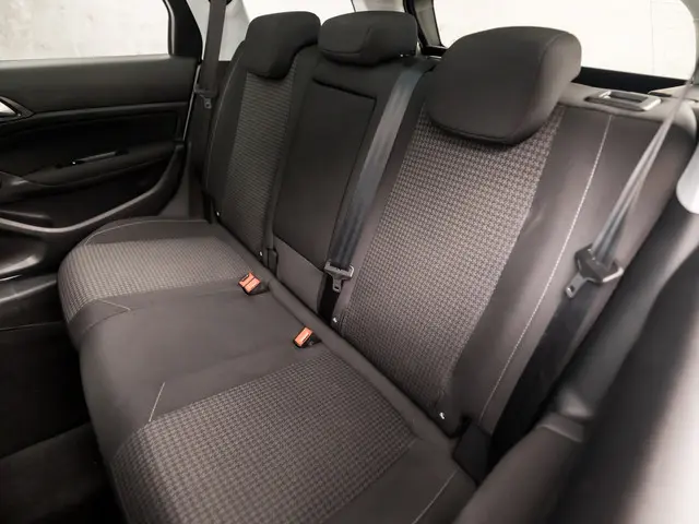 Peugeot 308 SW 1.2 PureTech Sport 2020 Benzine 14