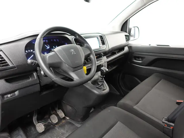 Peugeot Expert 1.5 BlueHDI 120PK L2 2023 Diesel 2