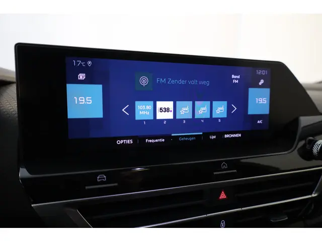 Citroën ë-C4 Shine 50 kWh 2022 Elektrisch 25